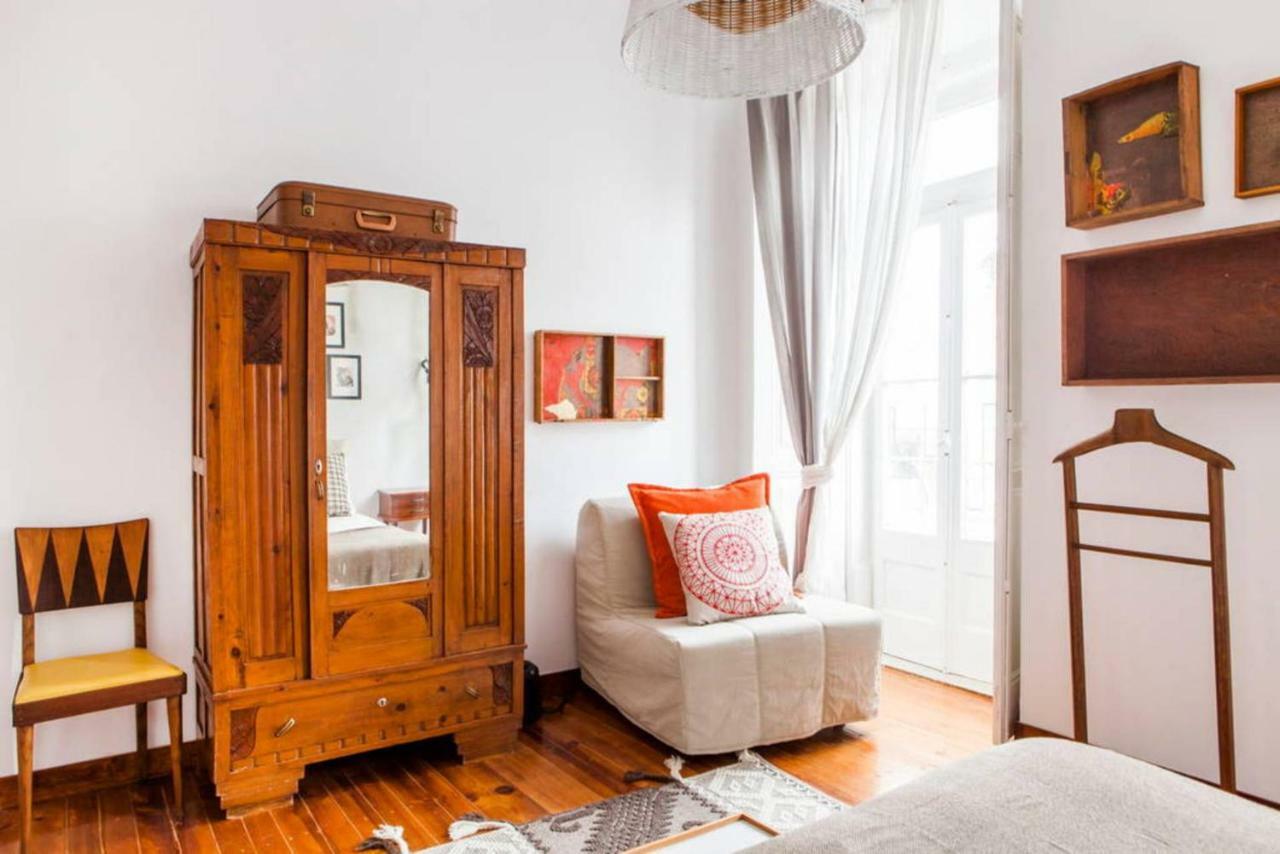 Stylish For Travelers - Bp2 * Lissabon